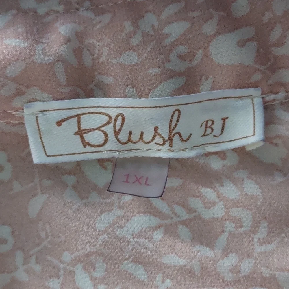 Blush by BJ Button Down Ruched Blouse Dusty Pink 1X - Picture 5 of 7
